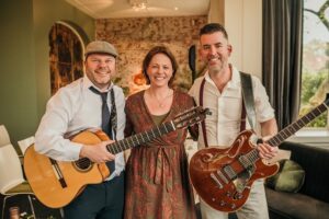 Live muziek trouwceremonie BABS Bente en Niels en Martijn in Tilburg Noord-Brabant