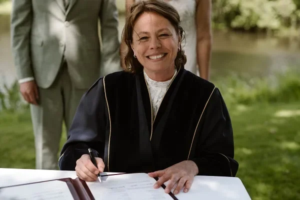 BABS voor 1 dag inhuren om je te trouwen.